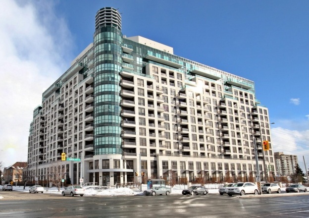 23 Sheppard Ave